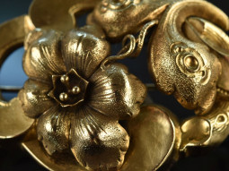 Around 1850! Beautiful Biedermeier flowers brooch gold 585