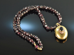 Around 1950! Garnet necklace with medallion pendant silver gold plated