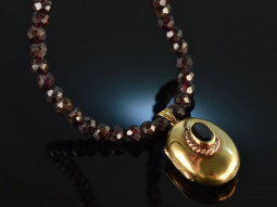 Around 1950! Garnet necklace with medallion pendant silver gold plated