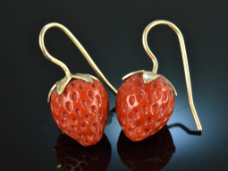 Coral Strawberries! Large Coral Strawberry Earrings Gold 585