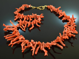 From Torre del Greco! Large red branch coral necklace...