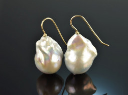 From our workshop! Large Baroque Cultured Pearl Drop...