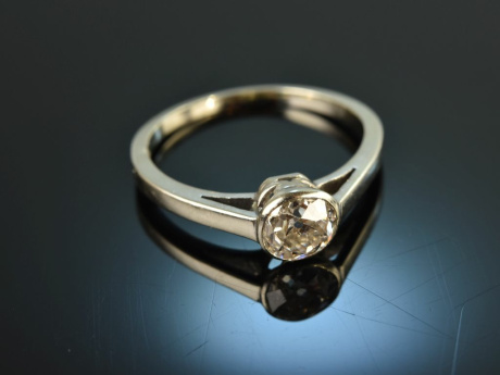 Vienna around 1920! Beautiful Old Cut Solitaire Diamond Ring 0.55 ct White Gold 585