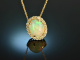 Noble shimmer! Opal diamond pendant with chain gold 750