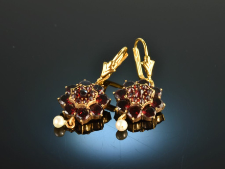 Beautiful garnet traditional earrings with pearl gold plated