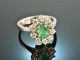 Vienna around 1985! Classic Emerald Brilliant Ring White Gold 585