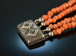 Around 1920! Pretty salmon coral bracelet 4 rows silver 835