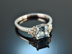 Sea Blue! Aquamarine Ring with Diamonds White Gold 750