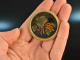 Italy around 1870! Fine Pietra Dura brooch with vine leaves gold 750