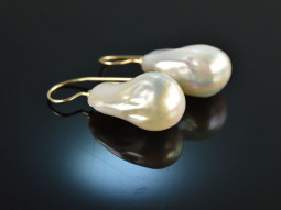 From our workshop! Baroque Freshwater Cultured Pearls...