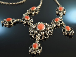 Around 1930! Beautiful traditional dirndl necklace with...
