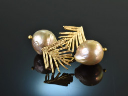 Christmas Pearls! Pretty pearls drop earrings silver 925...