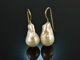 From our workshop! Baroque Freshwater Cultured Pearls...