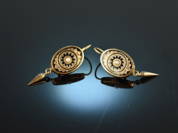 Around 1870! Delicate Biedermeier earrings with enamel...