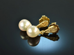 Fine drops! Beautiful Akoya cultured pearl earrings gold 585