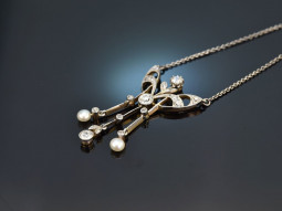 Around 1910! Wonderful Belle Epoque necklace diamonds...