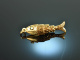 Around 1950! Moving fish pendant gold 750