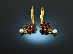 Beautiful garnet traditional earrings with pearl silver...