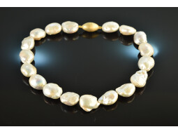 Big Pearls! Big necklace of baroque freshwater cultured...