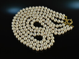 Jackie Style! Three row freshwater cultured pearl...