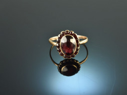 Around 1900! Historic garnet ring gold 333