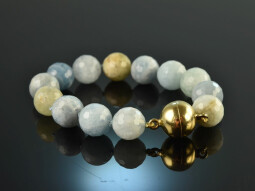 Vivid Blue! Beautiful grained aquamarine bracelet silver...