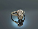 Um 1925! Schlichter Art Deco Ring mit Diamant Wei&szlig; Gold 585