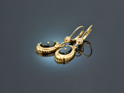 Um 1900! H&uuml;bsche Ohrringe mit Onyx Gold 333