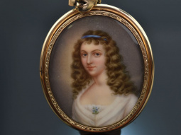 Austria around 1870! Beautiful portrait miniature pendant...