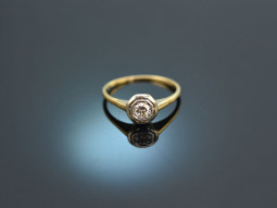 Um 1920! Schlichter Diamant Solit&auml;r Ring ca. 0,2 ct...