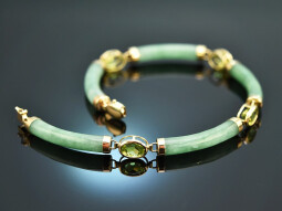 H&uuml;bsches Gr&uuml;n! Armband aus Jade und Peridot...