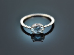 Soft Blue! Ring mit Aquamarin Wei&szlig; Gold 750