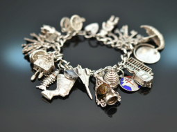 Birmingham 1979! Pretty charm bracelet with 19 silver 925...