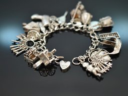 Birmingham 1979! Pretty charm bracelet with 19 silver 925...