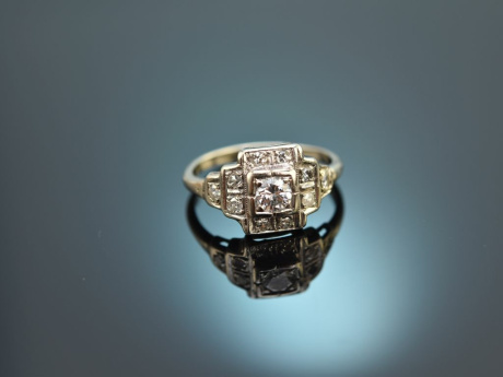 Um 1920! Strenger Art Deco Ring mit Diamanten Wei&szlig; Gold 585