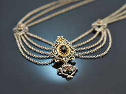 Around 1960! Beautiful traditional costume necklace with garnets silver 835