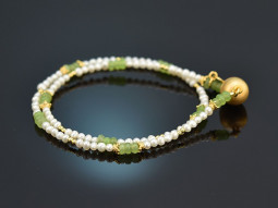 Tiny Pearls! Delicate bracelet with cultured pearls and...