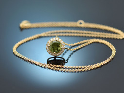 Fine Green! Fine necklace with tourmaline and diamonds...