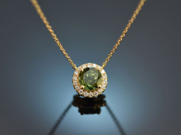 Fine Green! Feines Collier mit Turmalin und Diamanten...