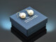 From our studio! Baroque freshwater cultured pearl drop earrings gold 585