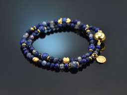 Deep Blue! Fancy bracelet made of sodalite lapis lazuli...
