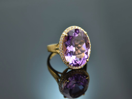 Big Violet! Gro&szlig;er Amethyst Ring mit Brillanten Gold 750