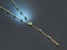 Fine emerald necklace with diamonds 750 gold