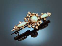 Around 1890! Historicism brooch with fine opals and seed...