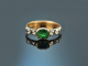 Um 1800! Klassizismus Ring mit Diamanten und Smaragd aus Gold 585
