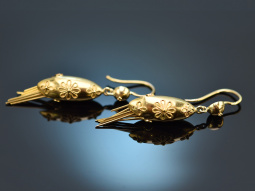 Around 1870! Historic tassel earrings in 585 gold