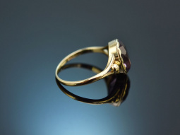 Um 1900! H&uuml;bscher Ring mit Amethyst aus Gold 585