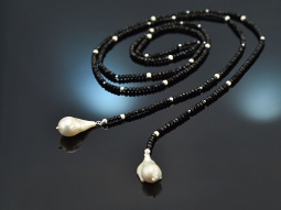 Chic long onyx necklace with large cultured pearls and 925 silver