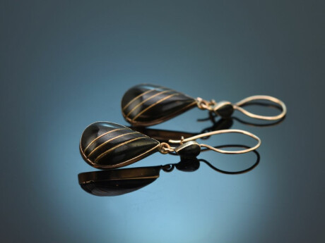 Around 1870! Delicate earrings with black enamel in 333 rose gold