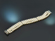 Around 1965! Classic Akoya cultured pearl bracelet with white gold 585 clasp